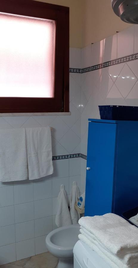 La Tartaruga Spiaggiata - Bilocale Centrale A Pochi Metri Dalla Spiaggia Castelsardo Buitenkant foto